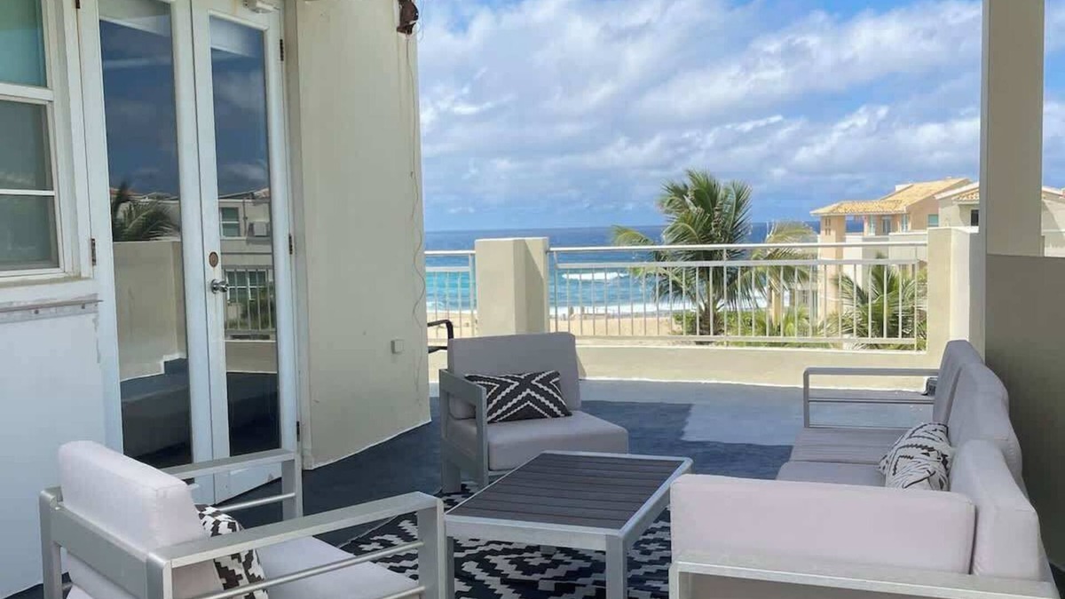 Isabela Condo | #9 Jobos Beach 4BR, 3BA Penthouse w/Pool Table