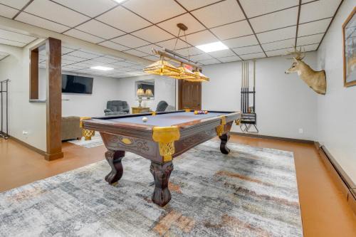 Frederick House | 9 Mi to Downtown Rushville Cozy Getaway with Grill