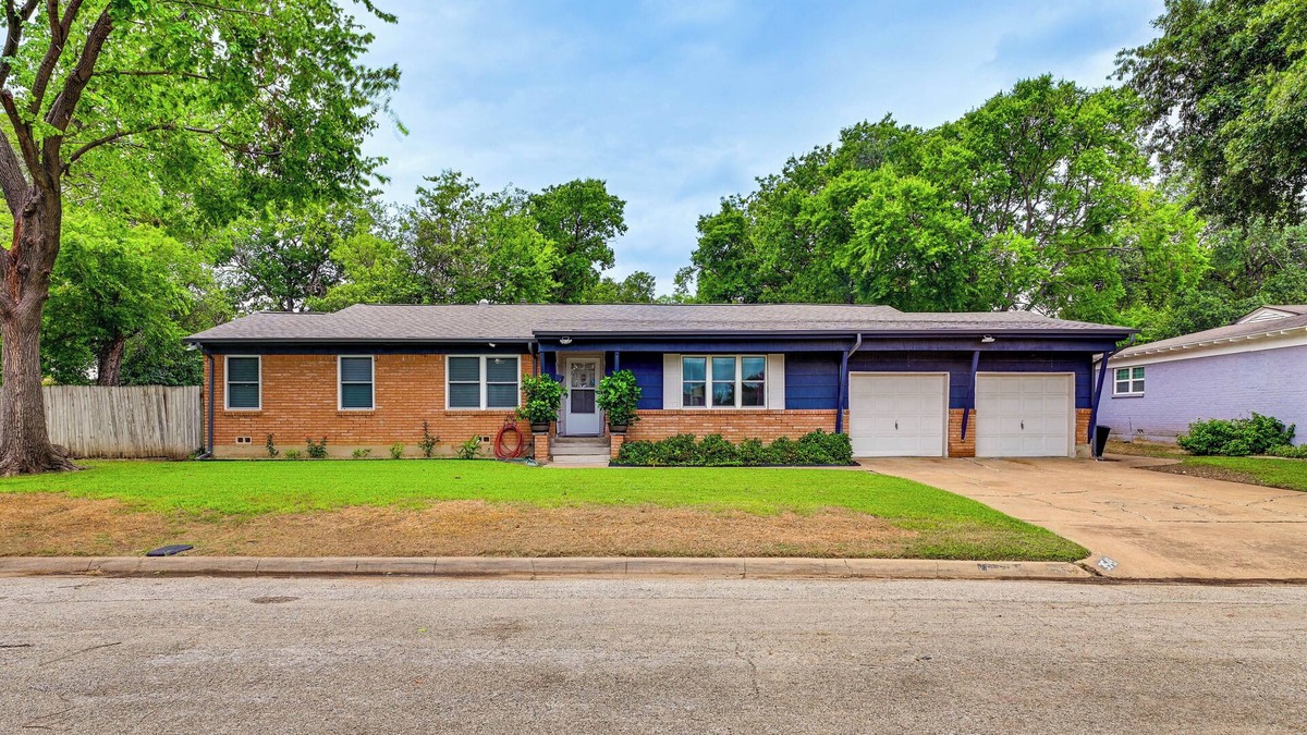 Richland Hills House | 9 Mi to Dtwn: Fort Worth Home w/Patio & Yard