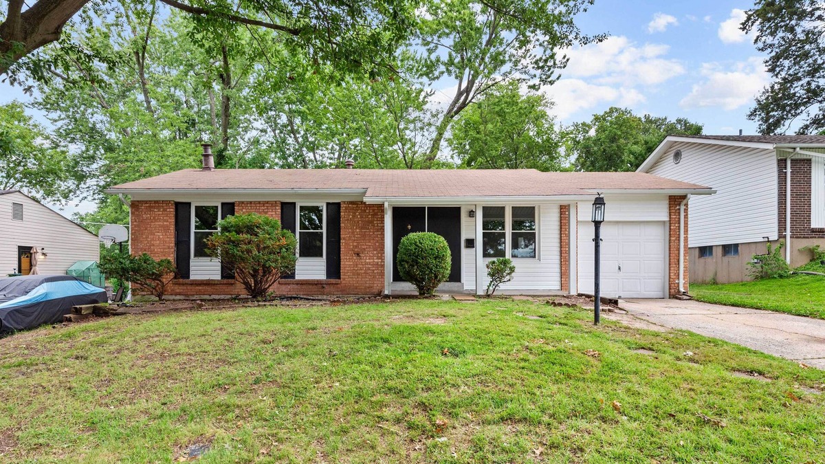 Airport Township House | 9 Mi to Forest Park: Pet-Friendly Home in St Louis