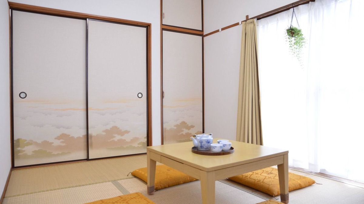 Minamikoiwa Apartment | 9 minutes on foot Calming and healing space Ja - Green House 101 / Edogawa-ku Tokyo