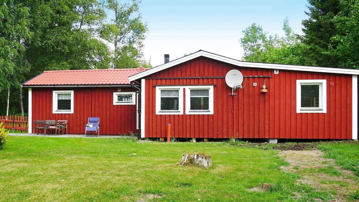 Hallstavik House | 9 person holiday home in HALLSTAVIK-By Traum