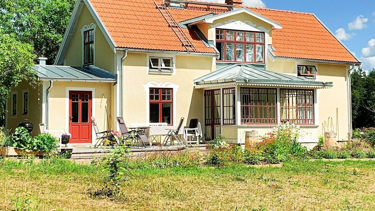 Tviklippan House | 9 person holiday home in Bellö-By Traum