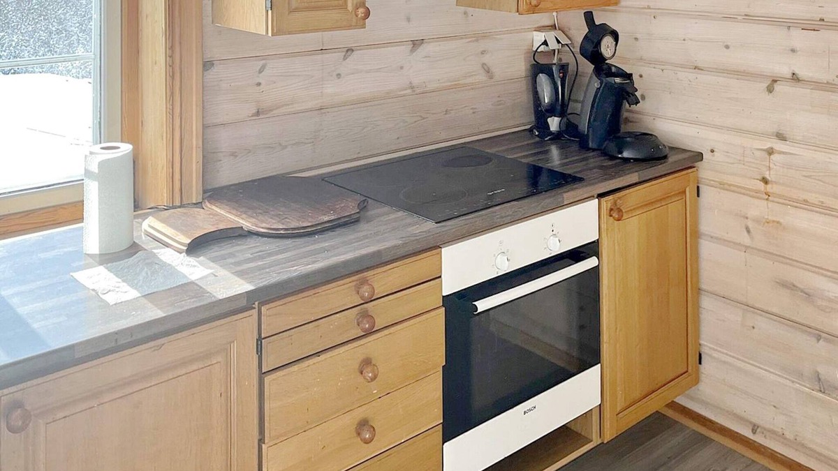 Volda House | 9 person holiday home in Austefjorden