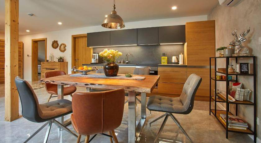Prostredni Becva Apartment | 90 m² Apartment ∙ 2 bedrooms ∙ 4 guests