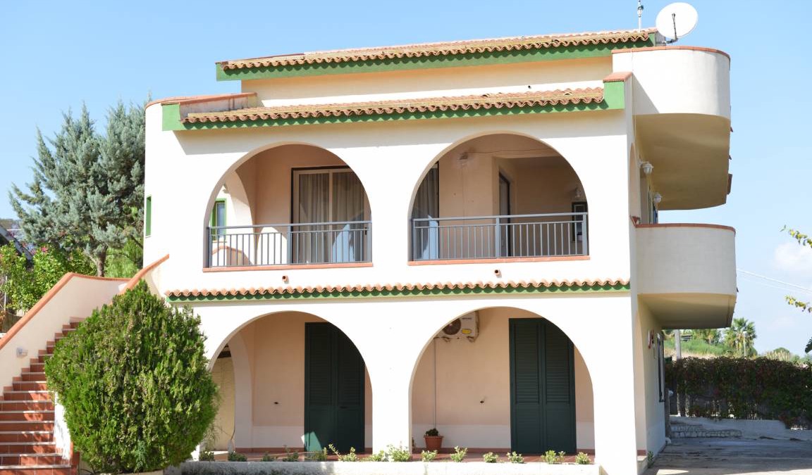 Porto Palo Apartment | 90 m² Apartment ∙ 2 bedrooms ∙ 5 guests
