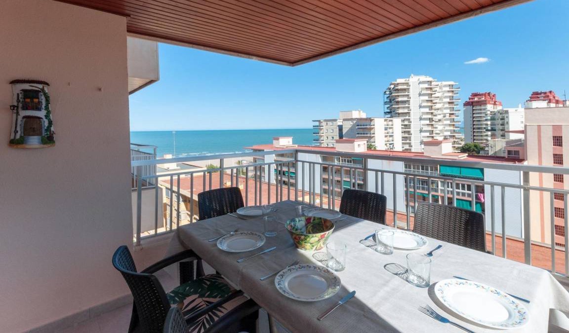 Grau i Platja Apartment | 90 m² Apartment ∙ 3 bedrooms ∙ 8 guests