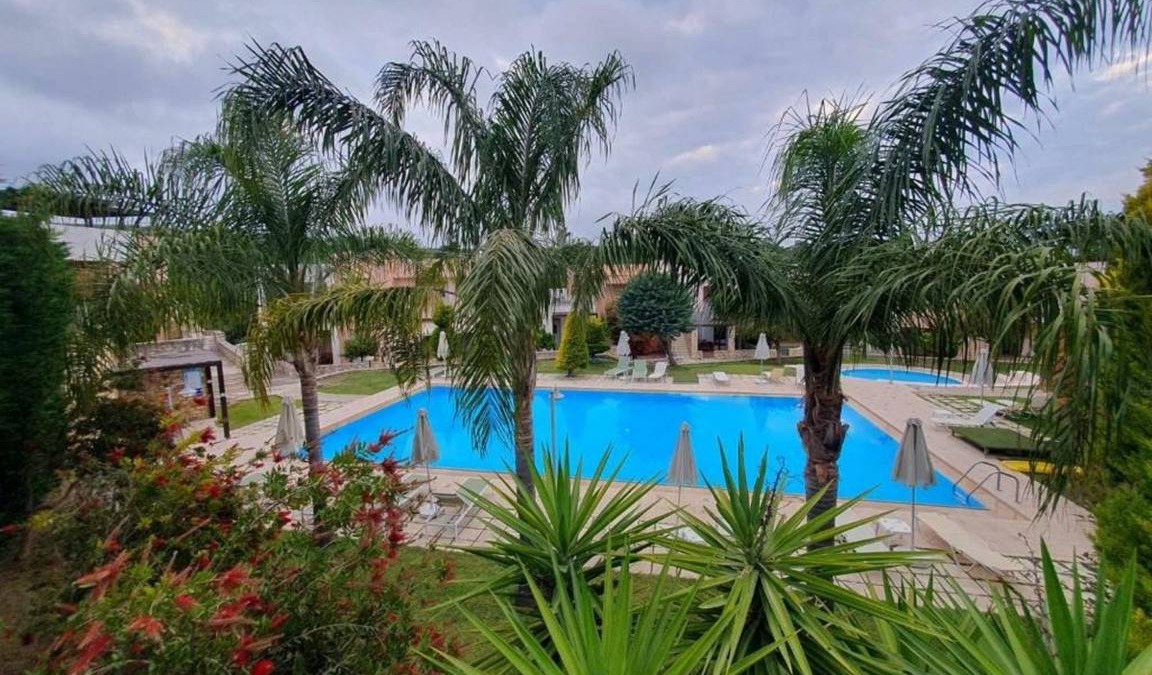 Loutra Apartment | 90 m² Apartment ∙ 2 bedrooms ∙ 6 guests