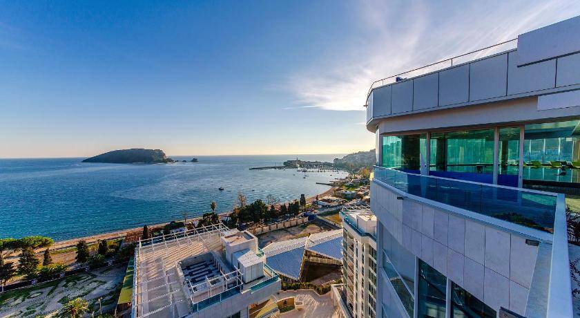 Budva Apartment | 90 m² Apartment ∙ 2 bedrooms ∙ 5 guests