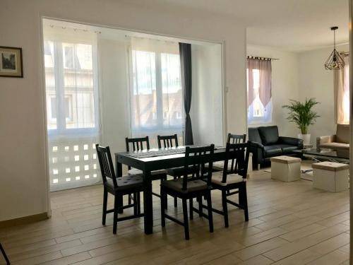 Elbeuf Apartment | 90 m² Apartment ∙ 3 bedrooms ∙ 6 guests