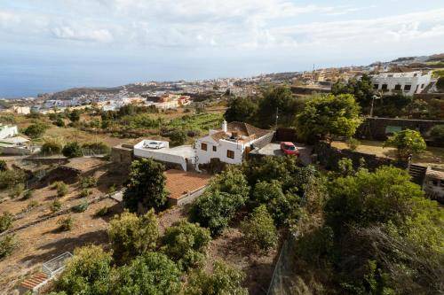 El Guincho Ski Chalet | 90 m² Chalet ∙ 2 bedrooms ∙ 4 guests