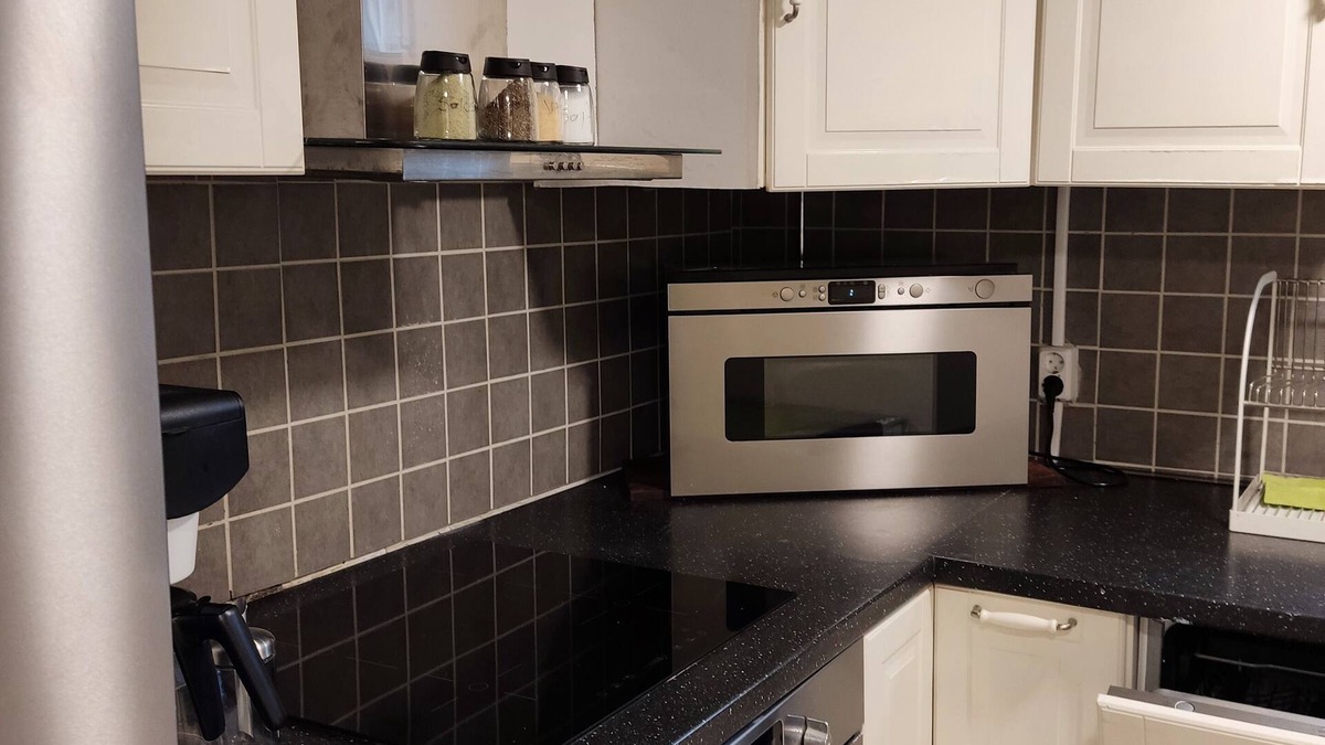 Molndal Apartment | 90 m² charming basement apartment near nature and the city