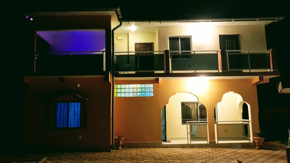 Western House | 90 m² House ∙ 3 bedrooms ∙ 6 guests