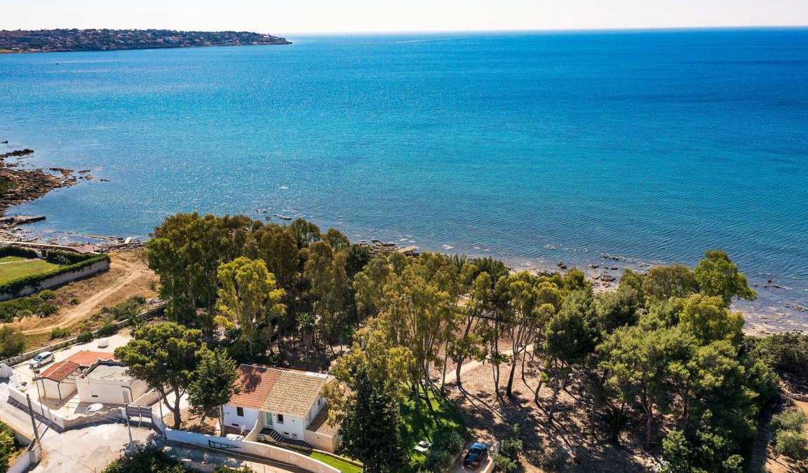 Punta Milocca Villa | 90 m² Villa ∙ 3 bedrooms ∙ 6 guests
