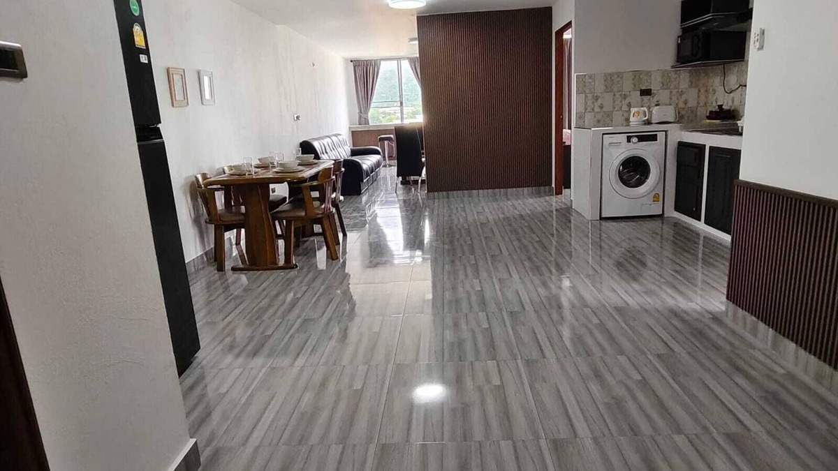 Chang Phueak Apartment | 902/1: 91 sm, luxurious, fully renovated, 2 bed apartment. with free fast WiFi.