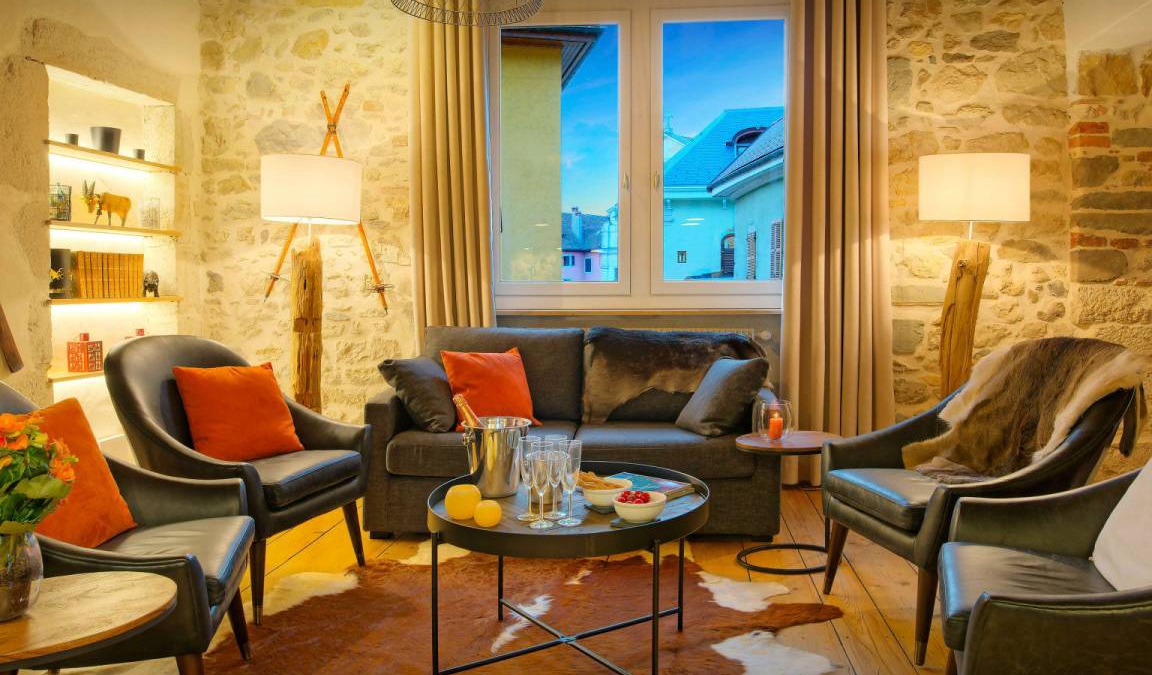 Annecy Old Town Ski Chalet | 92 m² Chalet ∙ 3 bedrooms ∙ 6 guests