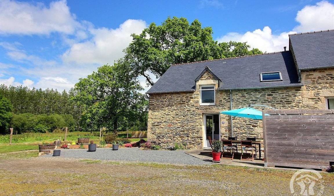 Plessala House | 92 m² Gîte ∙ 3 bedrooms ∙ 6 guests