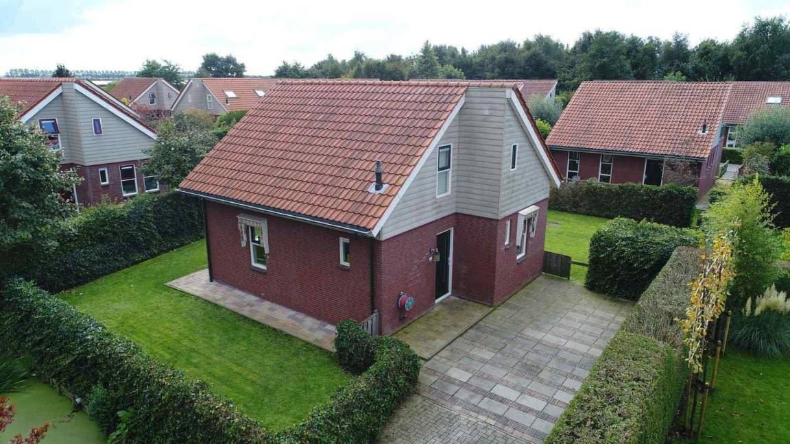 Roelofarendsveen House | 92 m² House ∙ 2 bedrooms ∙ 4 guests