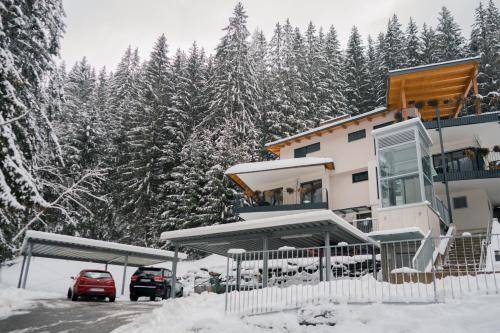 Reichenau Apartment | 95 m² Apartment ∙ 2 bedrooms ∙ 4 guests