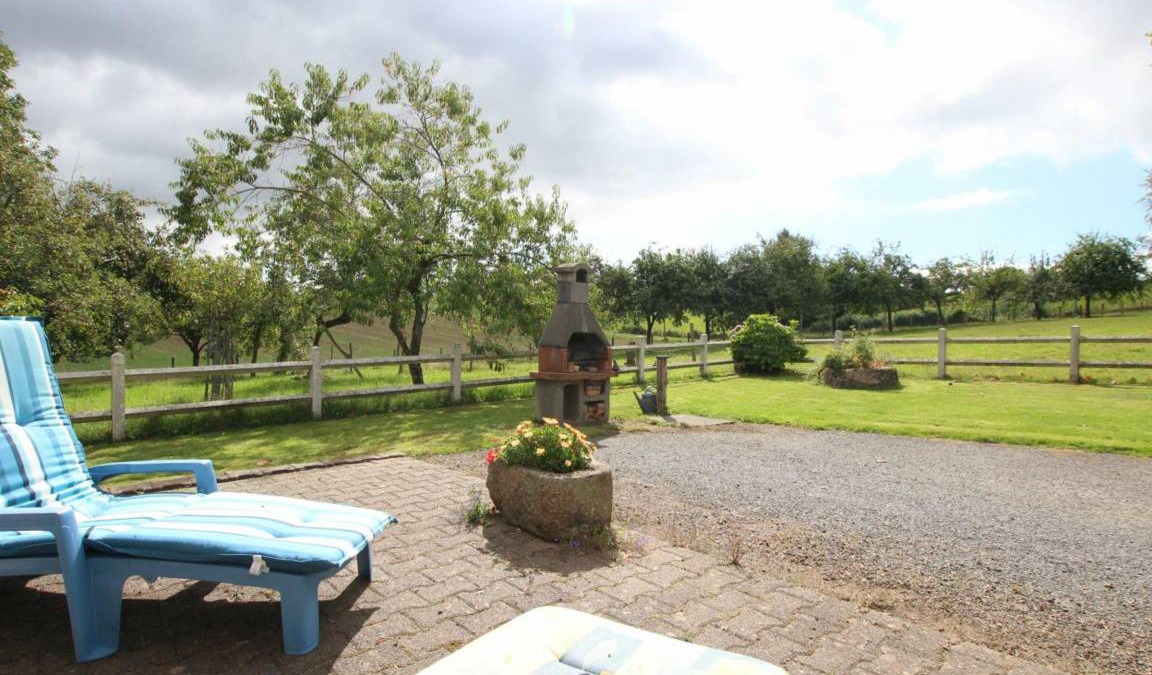 Le Grand-Celland Cottage | 95 m² Cabin ∙ 3 bedrooms ∙ 5 guests