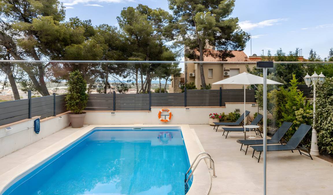 Castelldefels House | 95 m² House ∙ 2 bedrooms ∙ 6 guests