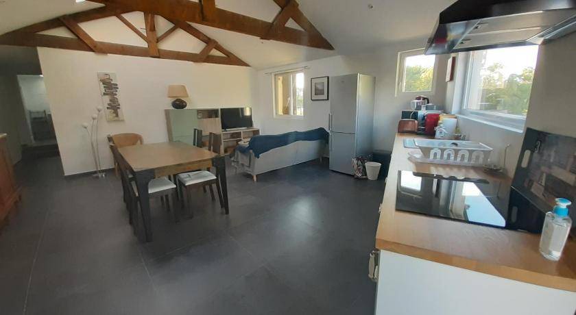 Galgon House | 95 m² House ∙ 3 bedrooms ∙ 6 guests