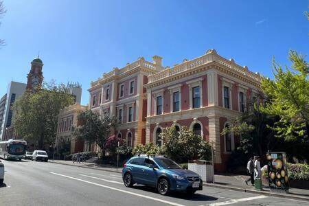 West Launceston House | 95 m² House ∙ 2 bedrooms ∙ 4 guests