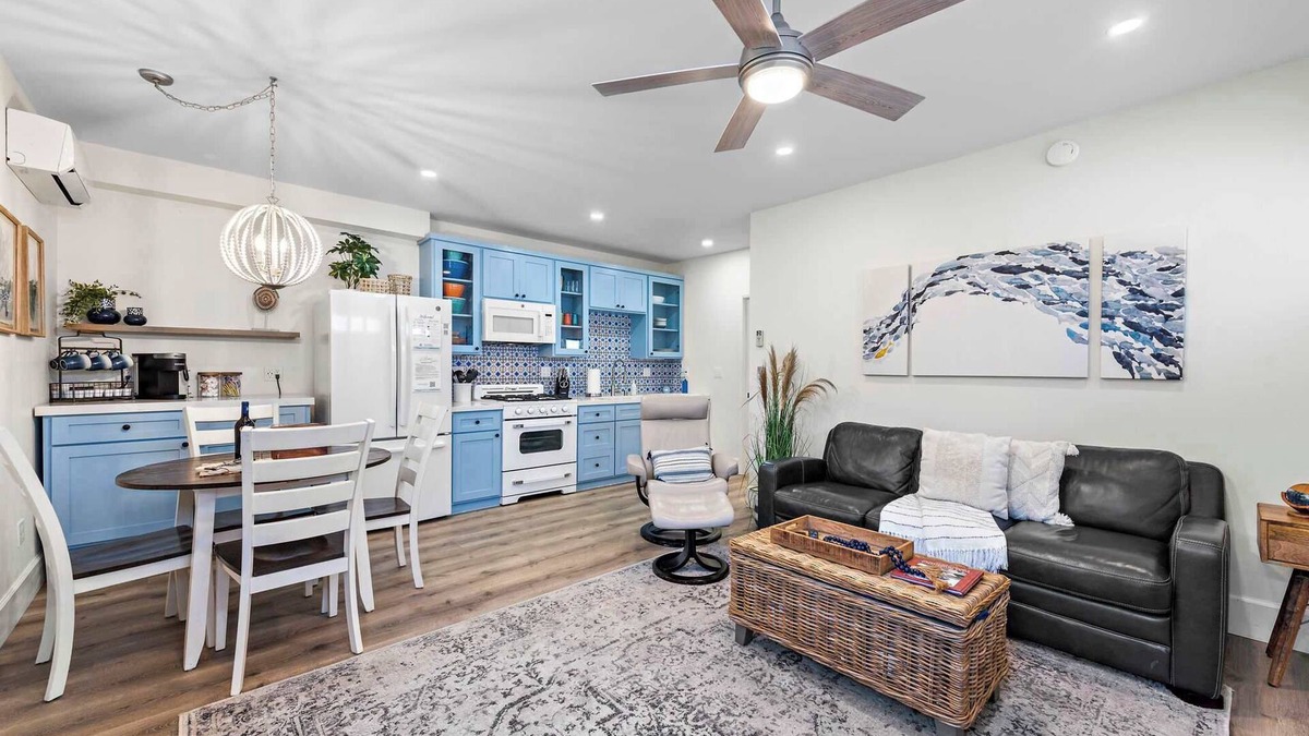 San Clemente Apartment | 95 walk score Quiet&Cozy Free bikes 5starpromise