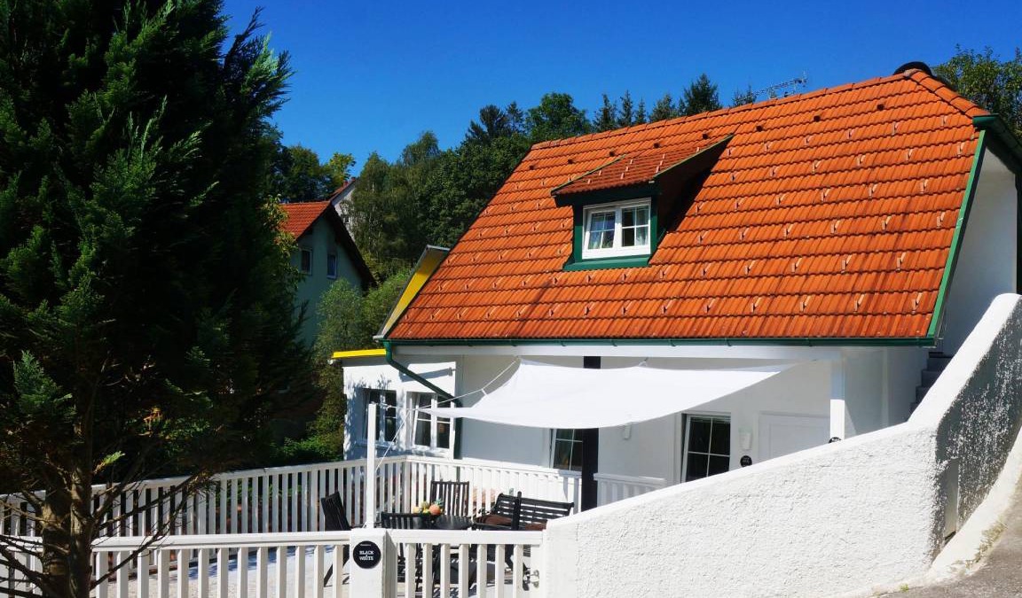 Bromberg House | 98 m² House ∙ 2 bedrooms ∙ 8 guests