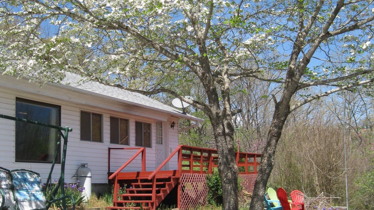 Shell Knob House | $99/night, Great View for Relaxation, Meals are wonderful outdoors on the deck.