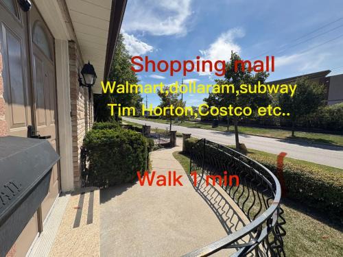 Toronto Bed & Breakfast | 9mins airport 1 min to shopping mall