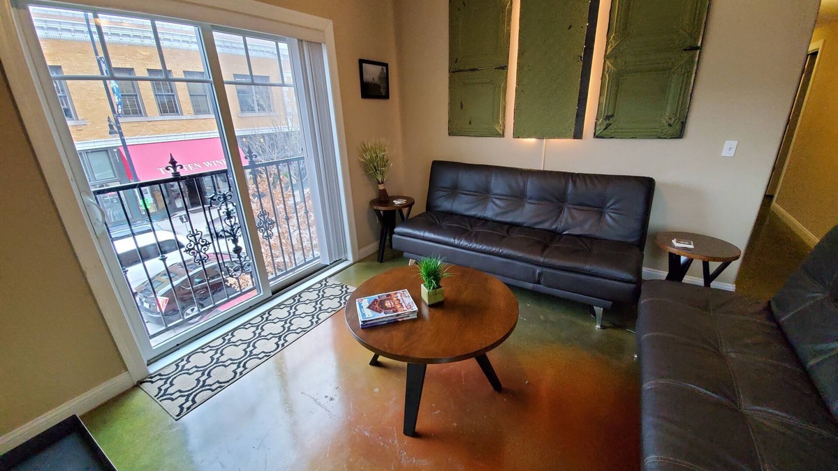 Columbia Apartment | 9th St. Beals Loft Downtown Columbia