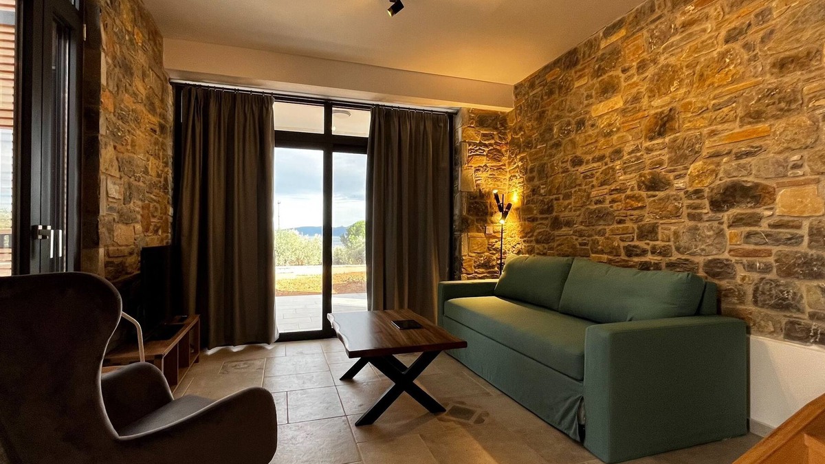 Pella Region Villa | Aélia Stone House Thétis