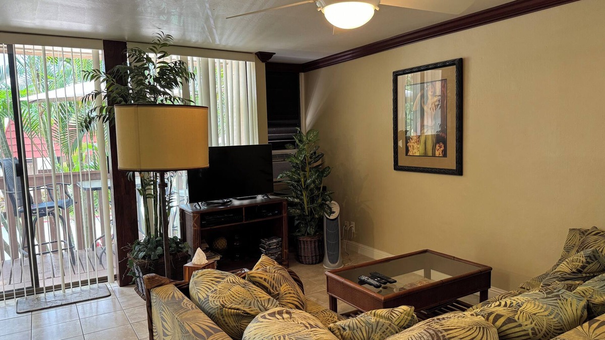 Makaha House | A-1 * Vacation Rental in Scenic Makaha Valley