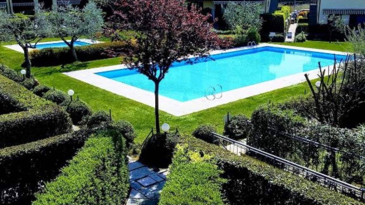 Raffa Apartment | A 10-minute walk from Lake Garda, quiet area, a playground 80 m