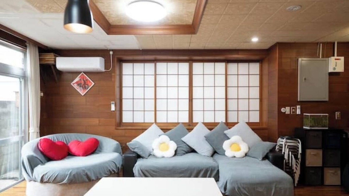 Matsuyama House | A 130㎡ Two-Story Japanese House in the City Center with BBQ Facilities Inside