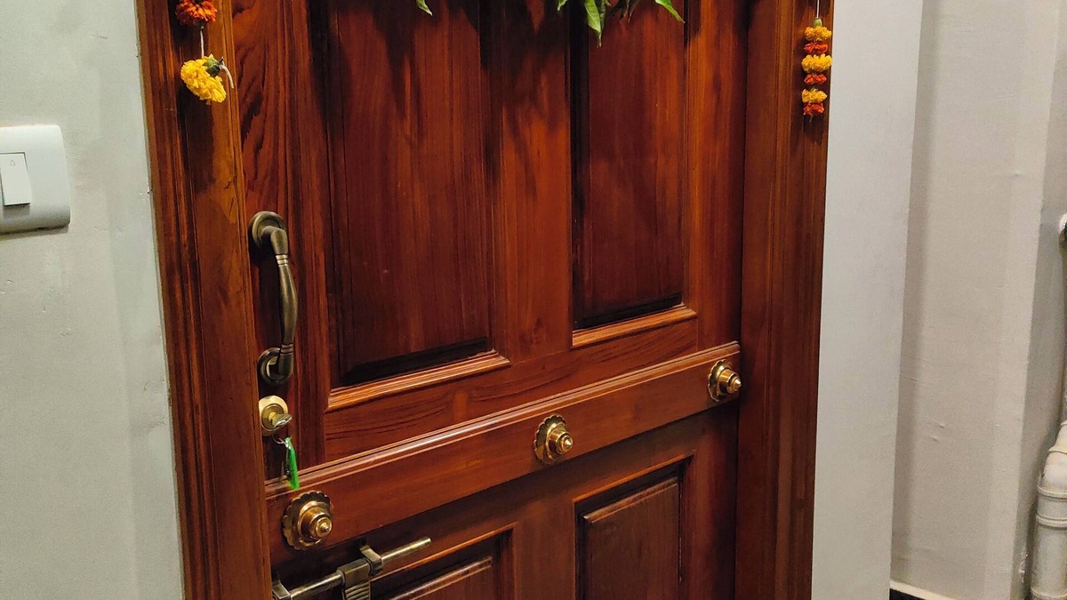 Hyderabad Apartment | A 2BHK AC Home Away from Home