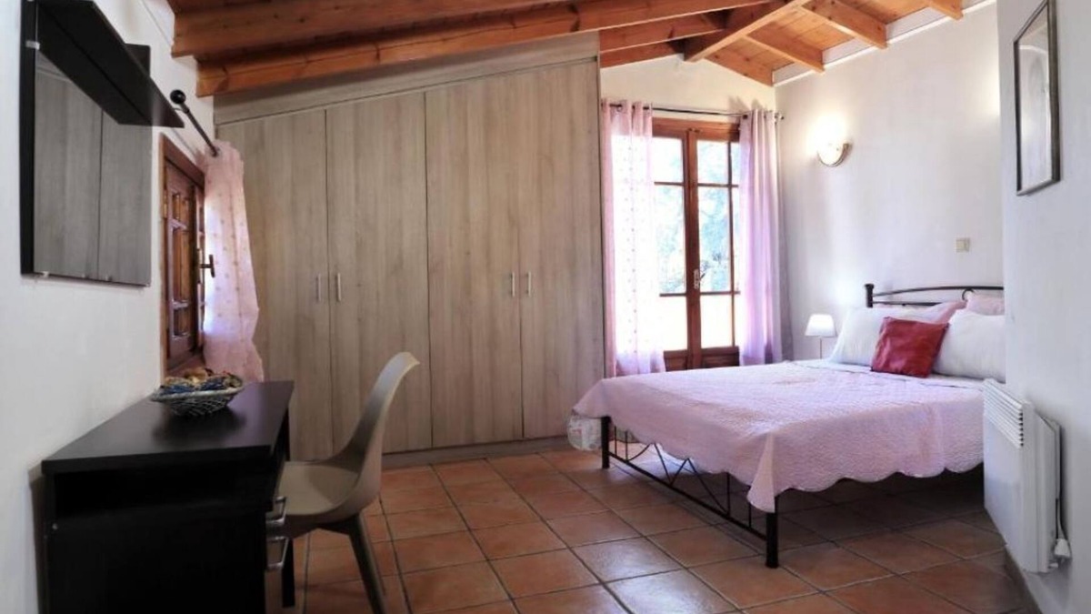Kalligoni Villa | A 3-bedroom villa with WiFi and AC in welcoming Lefkada with beautiful gardens