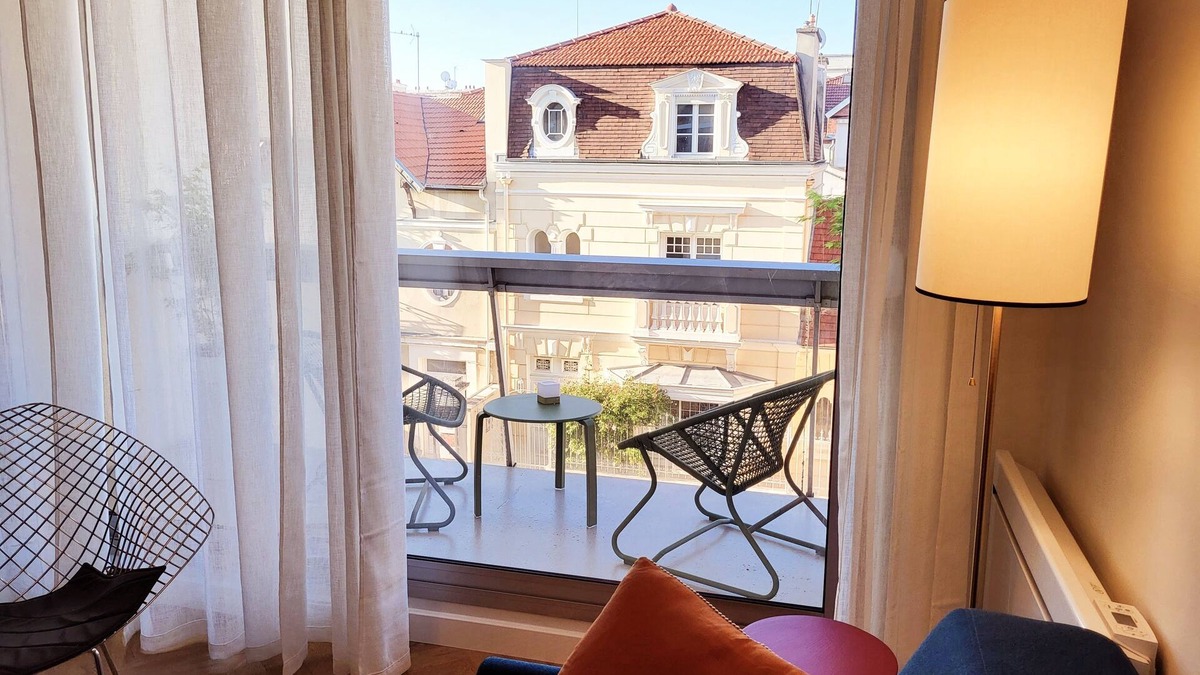 Cœur de Ville Apartment | A 350 m des Thermes, Appartement Refait à Neuf au Calme. Idéal Curistes