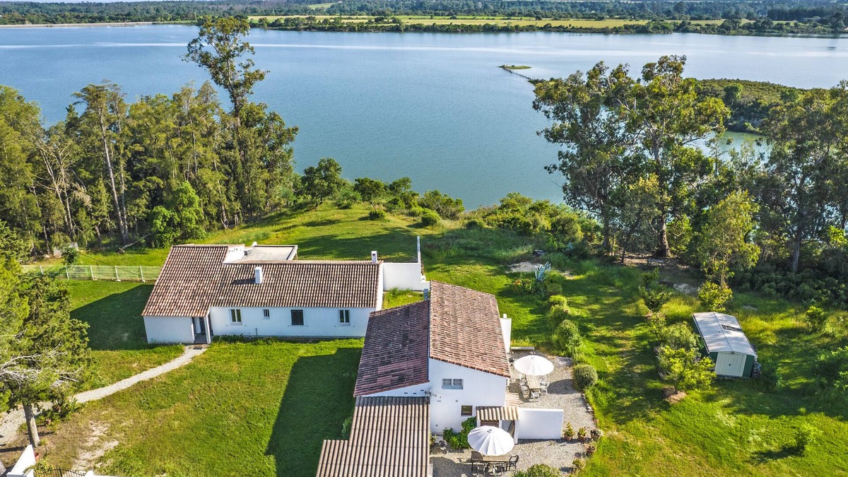 Aleria Villa | A 5 km from Aleria and beaches, quiet, nature, lake (150 m)