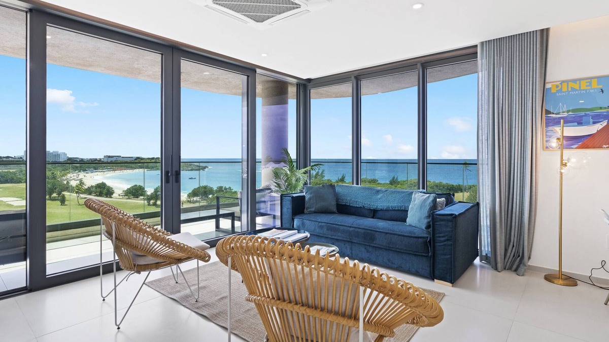 Maho Apartment | A-501 Stunning 3 bedroom facing Mullet Bay beach