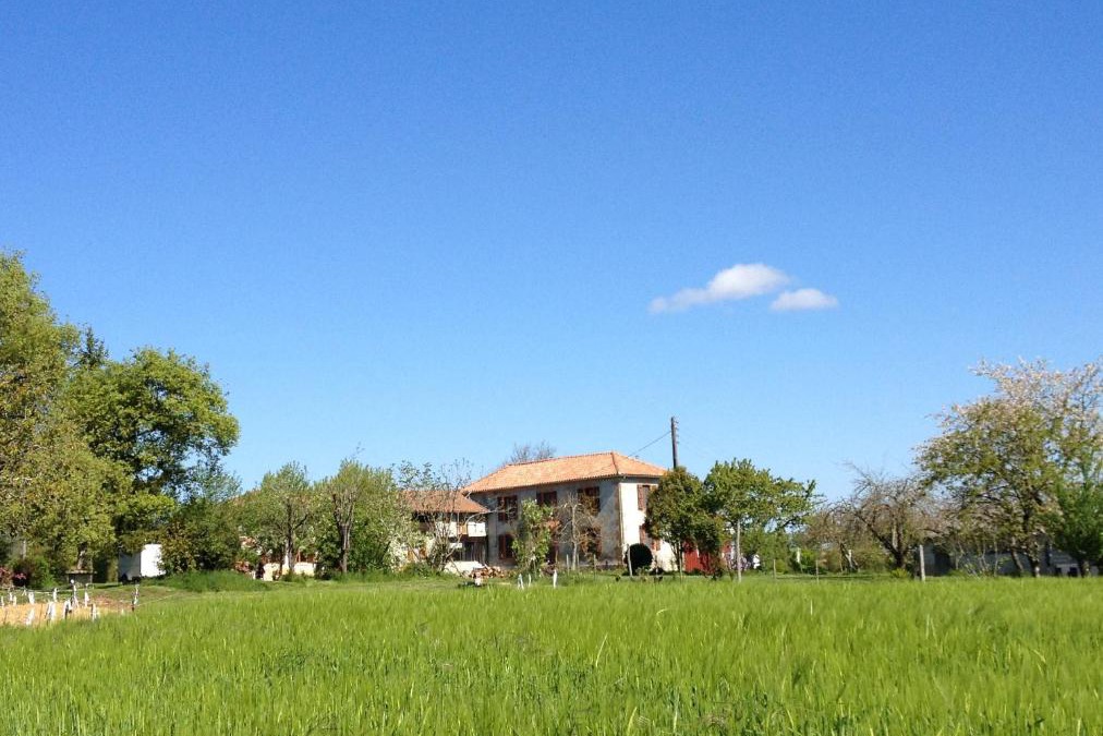 Esclassan-Labastide Apartment | A Bagnères