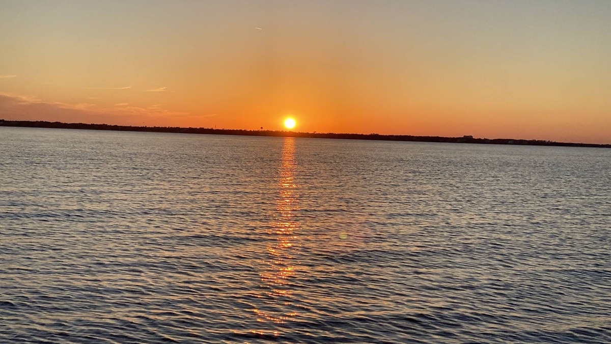 Henderson Point Condo | A Beautiful Condo On The Beach of Pass Christian! 2 Bedroom2Bath - nSleeps 4!