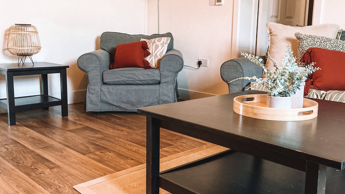 Godalming House | A beautiful three bedroom converted stable cottage