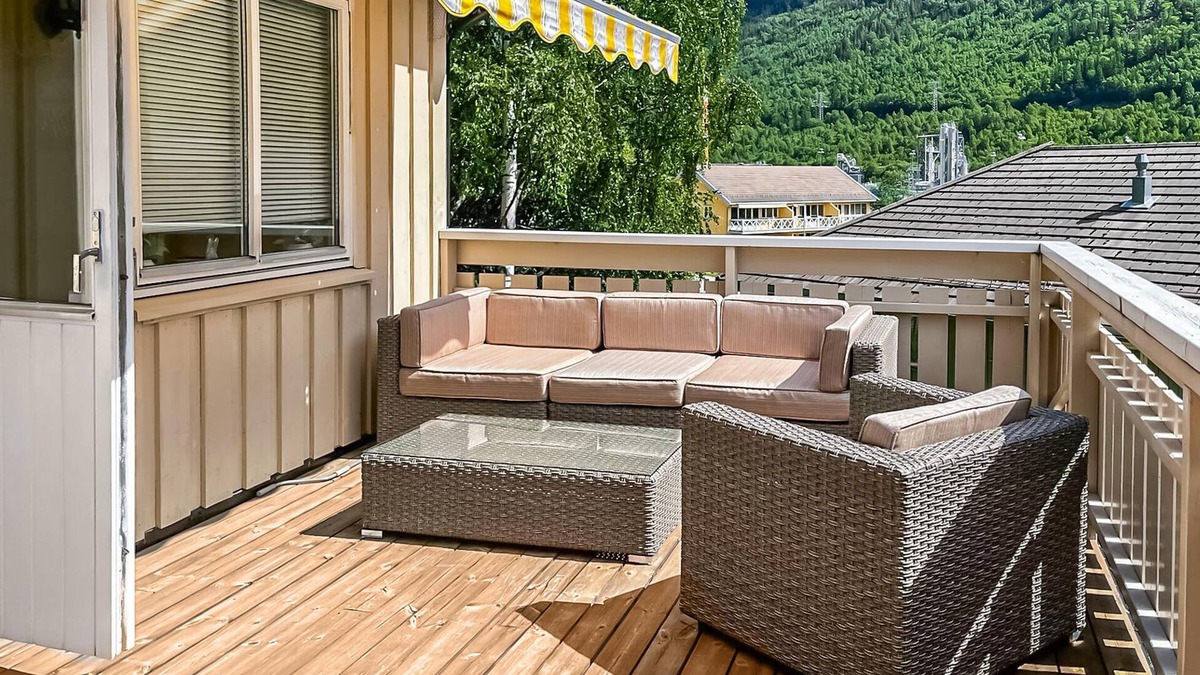 Rjukan Apartment | A beautiful view over the countryside awaits you in this superbly located vacation home.