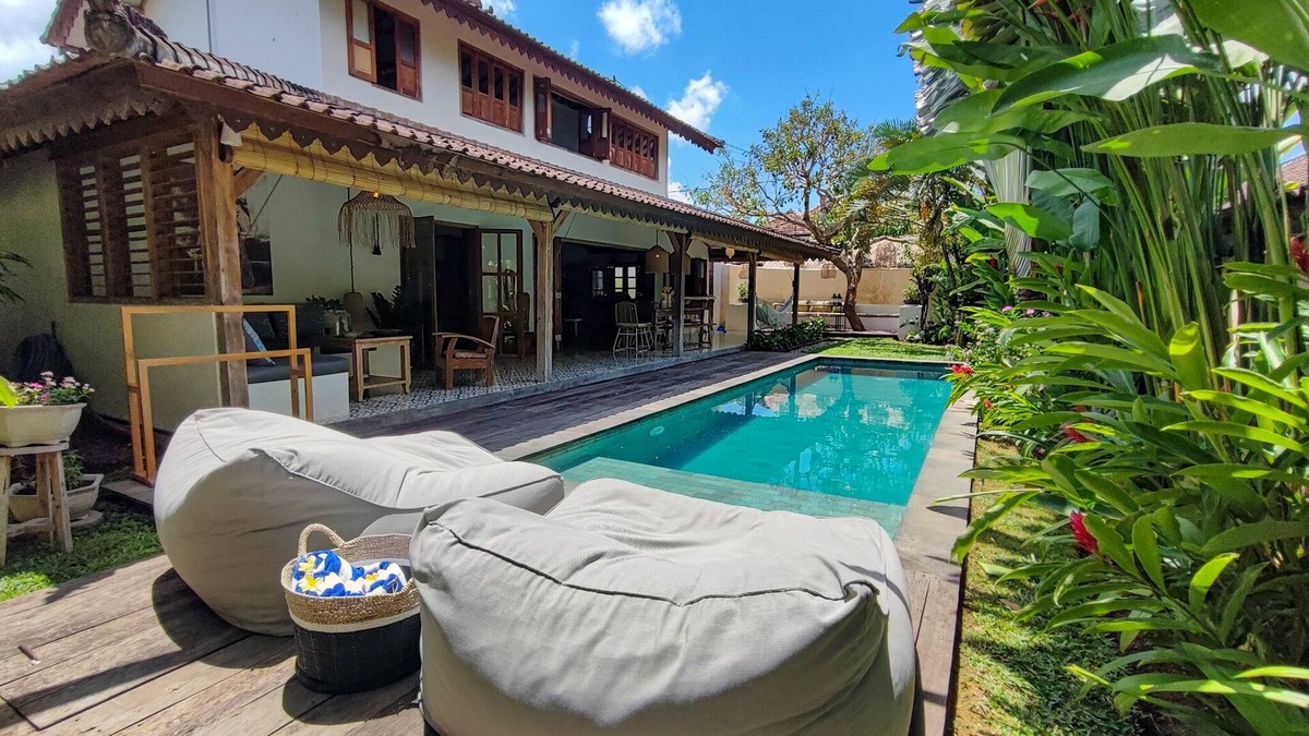 Babakan Villa | A beautifully designed villa you feel at home!