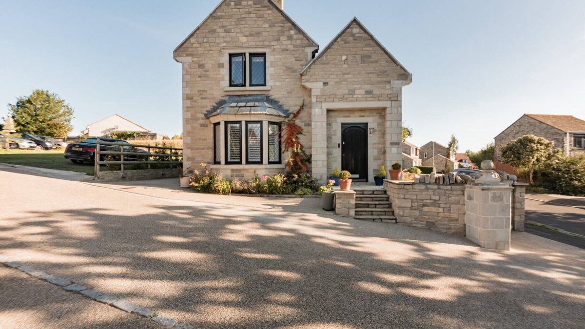 Swanage House | A beautifully furnished, stone cottage in Swanage with garden and parking.