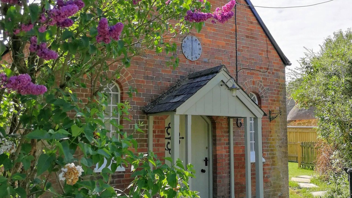 Marlborough Cottage | A beautifully renovated, wonderfully positioned old Chapel with large garden
