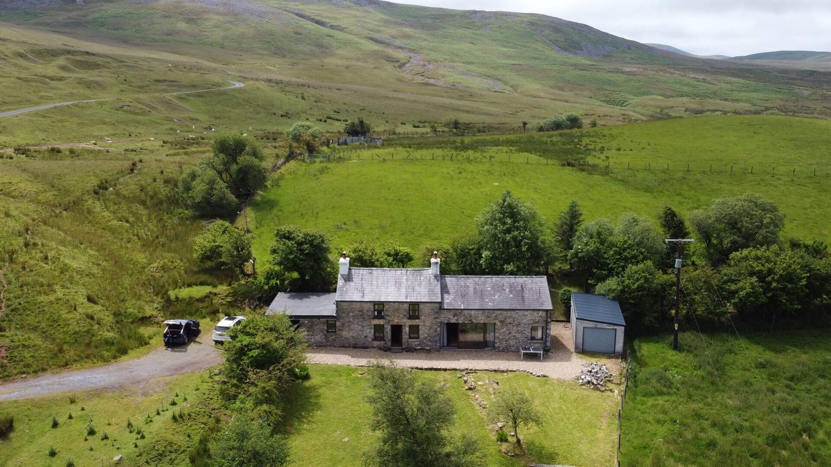 Llangadog Cottage | A beautifully refurbished and unique 250 year old remote Welsh farmhouse