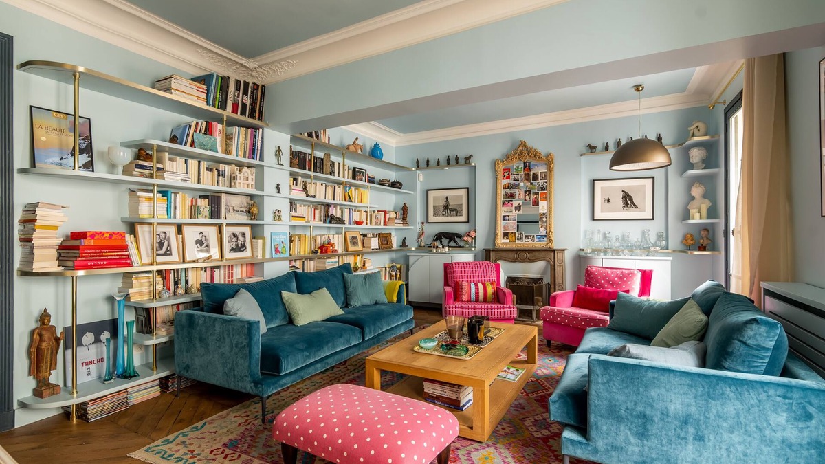 Montmartre Apartment | A Blush of Blue, by Veeve